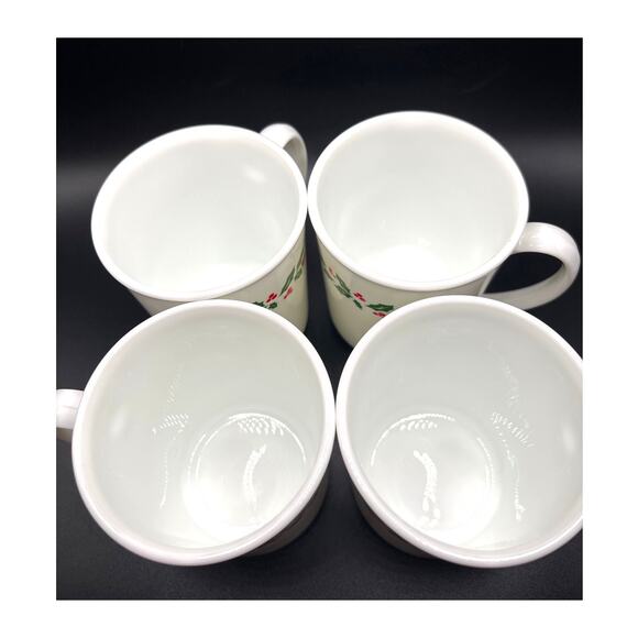 Corning Corelle Winter Holly Christmas Mugs Vintage Set of 4 Holiday Tableware - Picture 5 of 6
